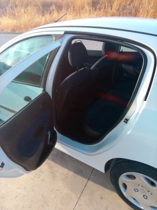 Peugeot 206 2002