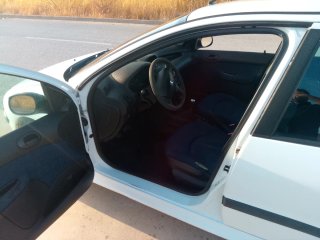 Peugeot 206 2002