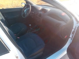 Peugeot 206 2002