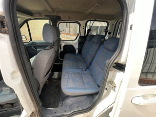 FORD Tourneo Connect 1.8 TDCi Trend – Enganche