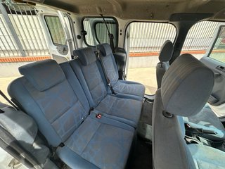 FORD Tourneo Connect 1.8 TDCi Trend – Enganche