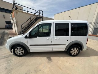 FORD Tourneo Connect 1.8 TDCi Trend – Enganche