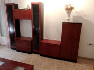 Mueble comedor y mesa centro madera