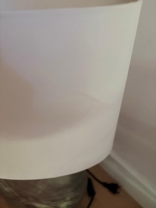 Lámpara de mesa.