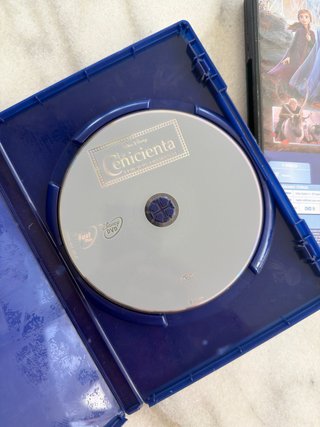 Lote 2 DVDs Disney: Cenicienta y Frozen II