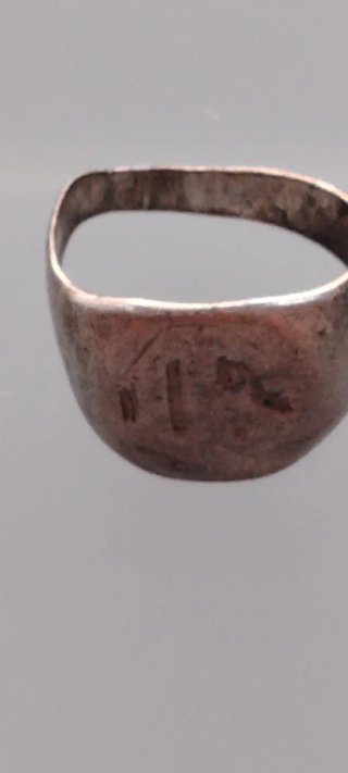 Anillo antiguo tipo chatón