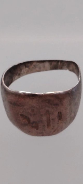 Anillo antiguo tipo chatón
