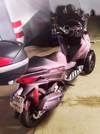 Piaggio Mp3 Negro/Plata