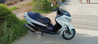 Suzuki Burgman 125 ABS Blanca