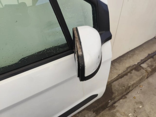 Puerta D D Ford Courier