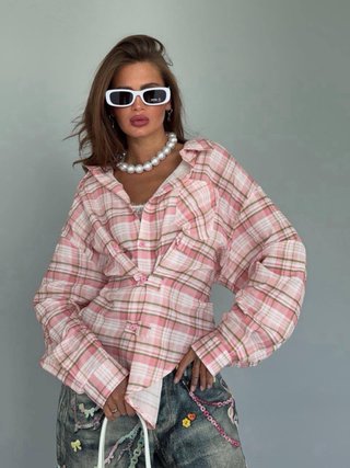 Camisa de cuadros rosa y blanca