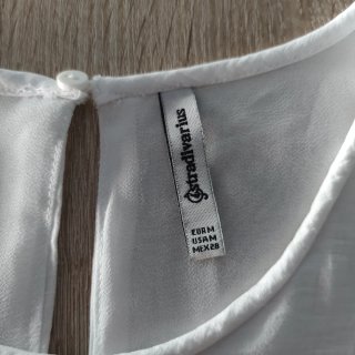 Camiseta Stradivarius Blanca Talla M