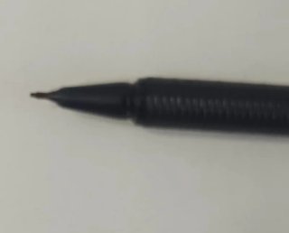 Bolígrafo punta fina recargable