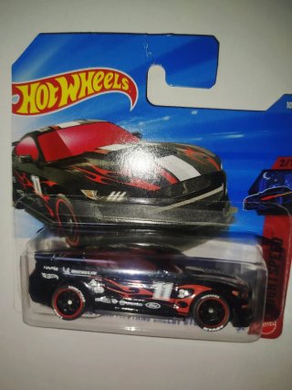 Hot Wheels Mustang Shelby GT500 custom