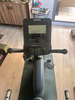 Bicicleta estática Zipro Easy magnética