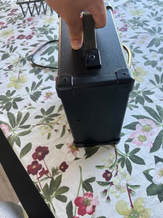 Amplificador Volt V-10 10W Guitarra/Bajo