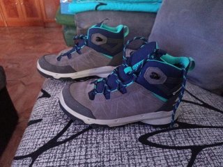 Botas de montaña Quechua MH500 impermeables nuevas