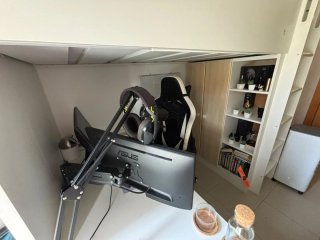 Litera - cama alta con escritorio Ikea ( PVP 497 )