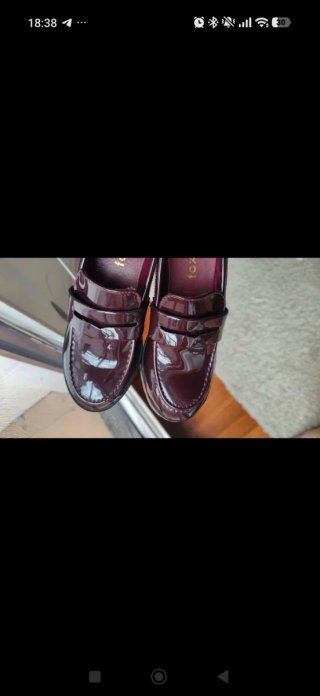 Mocasines charol burdeos plataforma mujer