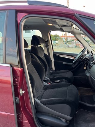 Citroen Grand C4 Picasso 2008 120.000 automatico