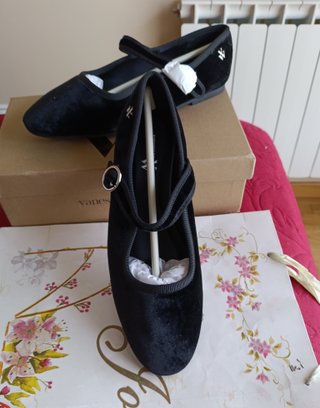 Merceditas terciopelo negro Vanessa Wu T.38
