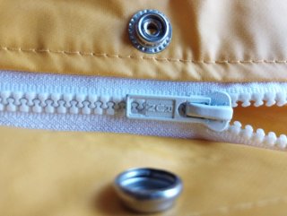Traje de agua completo amarillo