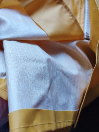 Traje de agua completo amarillo