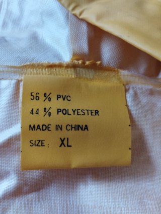Traje de agua completo amarillo