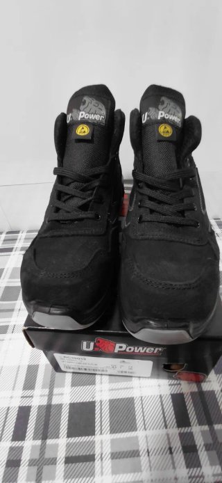 Botas de seguridad U-Power Talla 41. Nuevas.