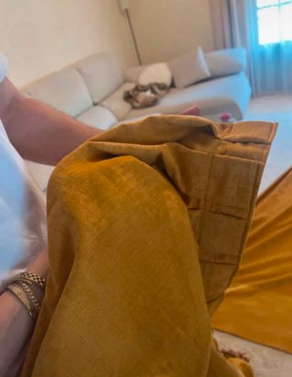 Cortinas de terciopelo naranjas