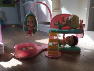 Pack Casa Amicicci + Hora Dormir + 4 Muñecos
