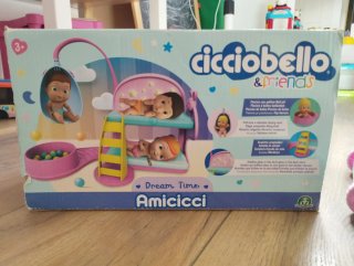 Pack Casa Amicicci + Hora Dormir + 4 Muñecos