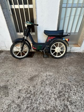 Vespino ALX con escape Metra Kit
