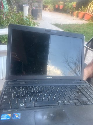 Portátil Toshiba i3