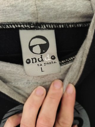 Sudadera Onddo eta punto Negra Talla L