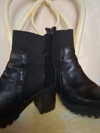 Botines Alpe Piel Elástico Tacón Ancho