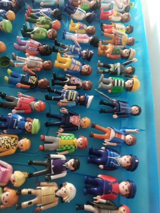 72 Figuras Playmobil Variadas