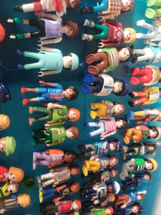 72 Figuras Playmobil Variadas
