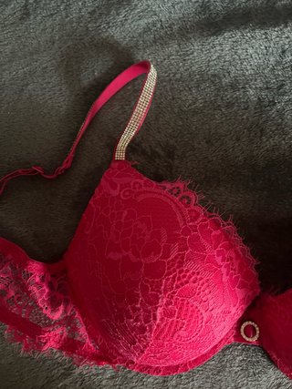 Sujetador rosa encaje con pedrería