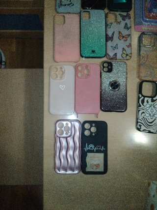 Fundas iPhone 11 y 14pro.todas 10euros