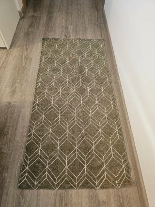 Alfombra de pasillo geométrica