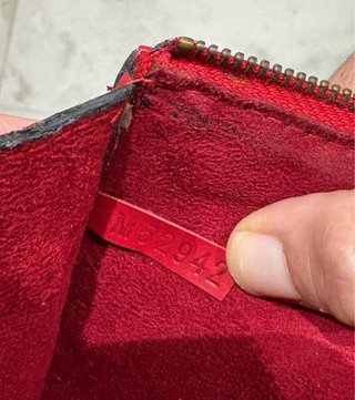 Bolso Louis Vuitton rojo vintage