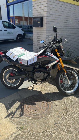 Keeway TX 125 Enduro Negra