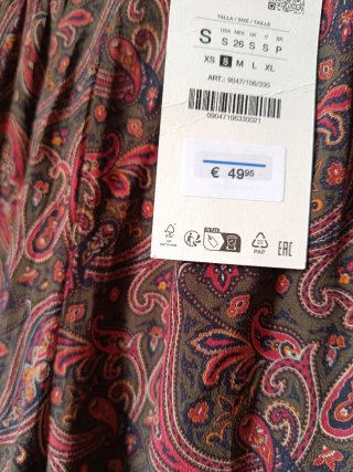 Pantalón bombacho Zara estampado