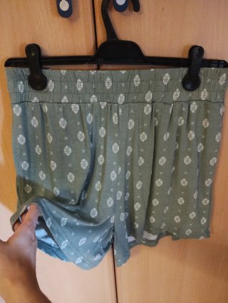 Pantalón corto shorts verdes bio ecológicos 100%