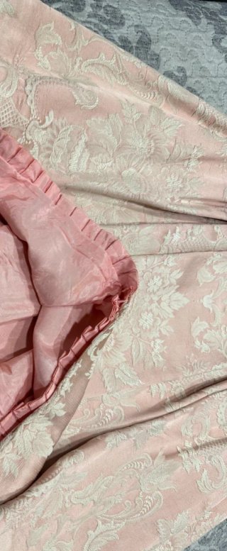 Traje de Fallera rosa pastel y blanco
