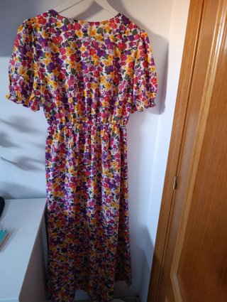 Vestido SHEIN floral talla L