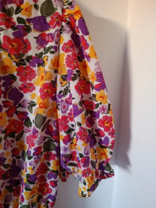 Vestido SHEIN floral talla L