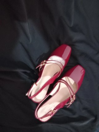 Tacones rojos para mujer