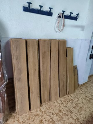Tarima flotante AC5 color madera